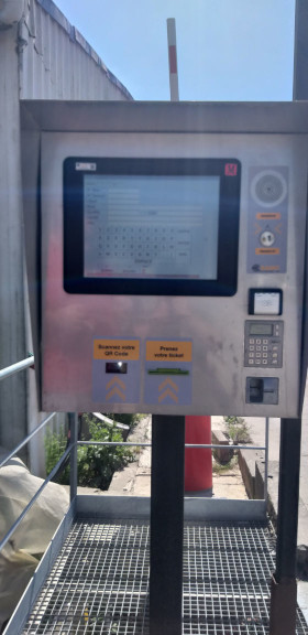 Терминал за плащане с кредитна карта Azura